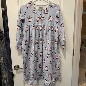 Hannah Anderson snowman on skis nightgown